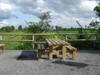 Aussicht ins Grüne entlang des BahnRadweges